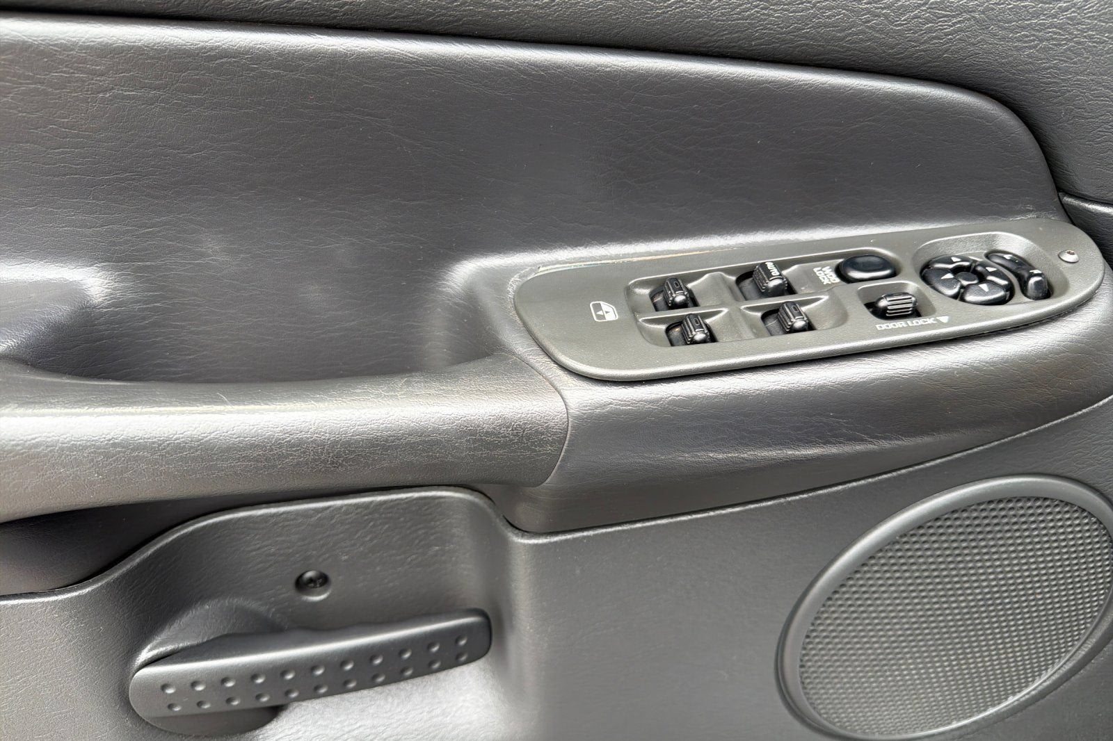 2005 Dodge Ram 2500 SLT