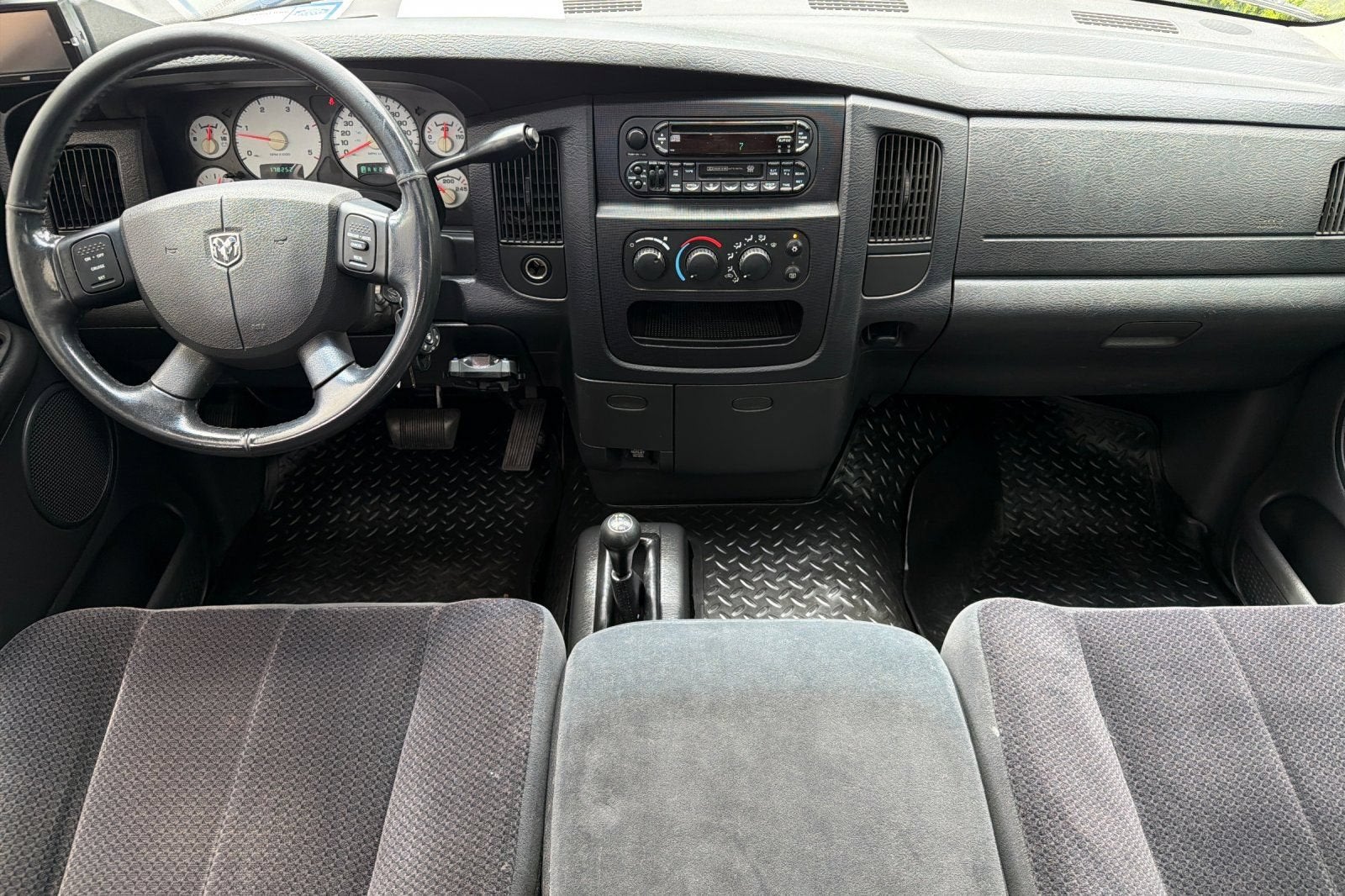 2005 Dodge Ram 2500 SLT