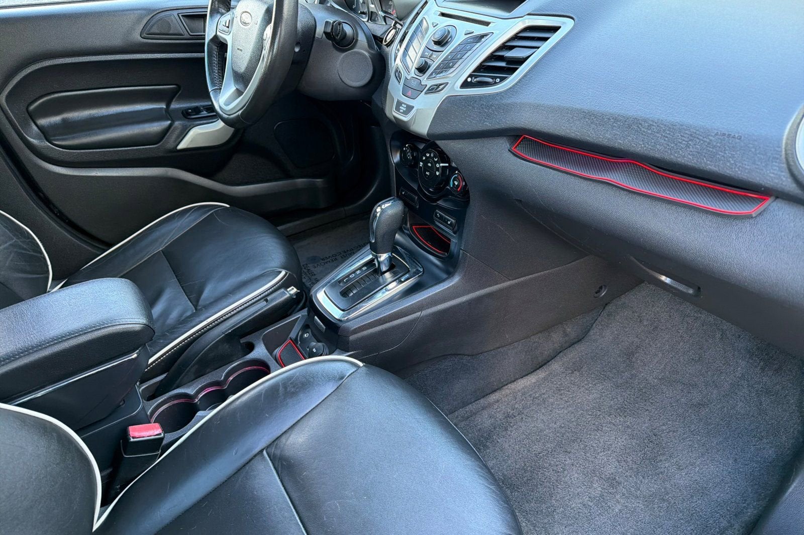 2011 Ford Fiesta SES