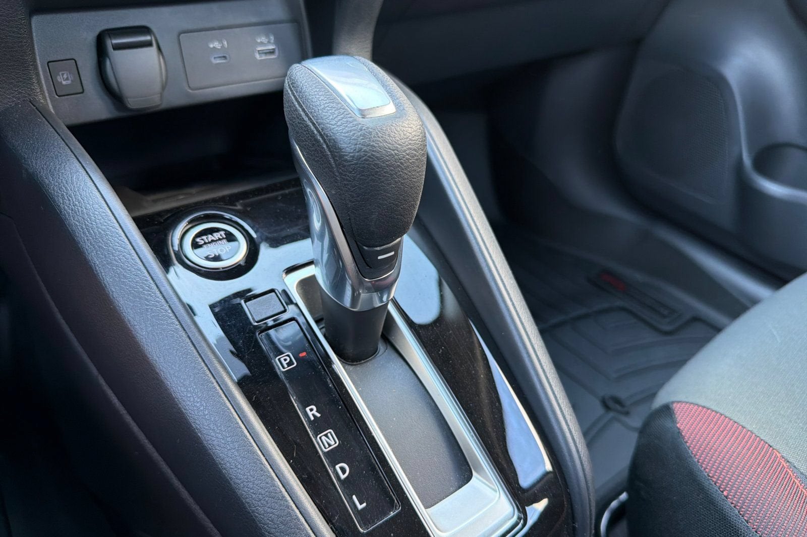 2024 Nissan Versa SR