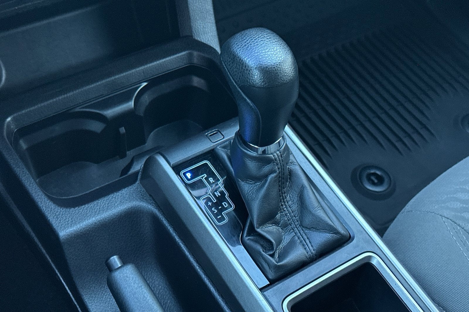 2022 Toyota Tacoma 2WD SR5