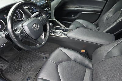 2022 Toyota Camry Hybrid XSE