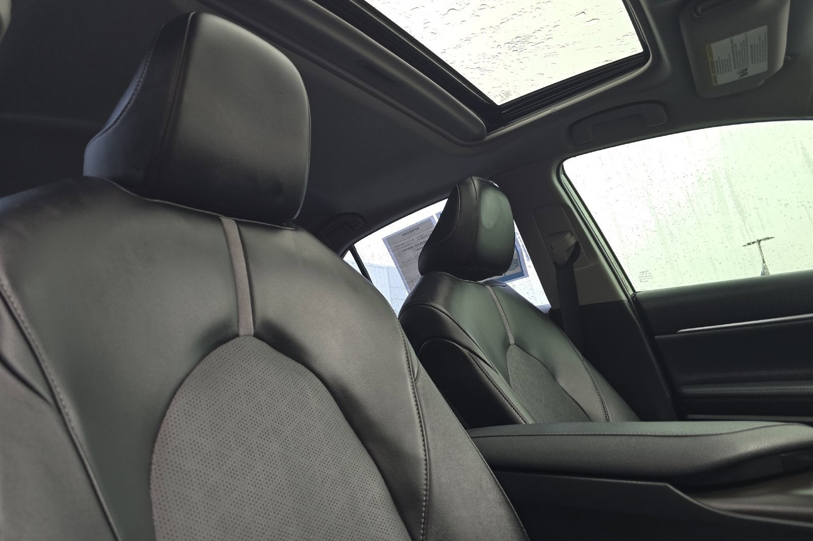 2022 Toyota Camry Hybrid XSE