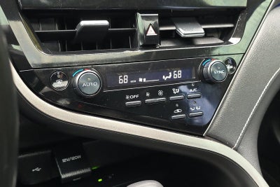 2022 Toyota Camry Hybrid XSE