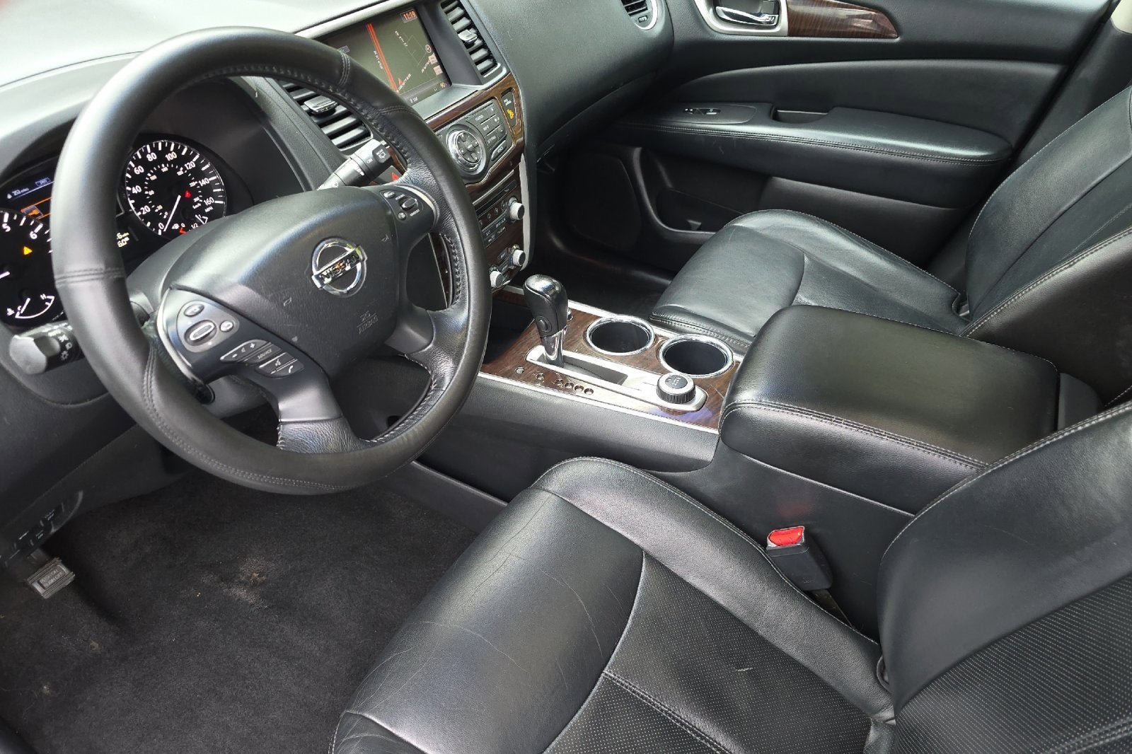 2013 Nissan Pathfinder Platinum