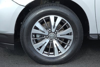 2017 Nissan Pathfinder SV