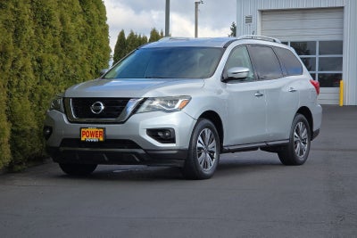 2017 Nissan Pathfinder SV