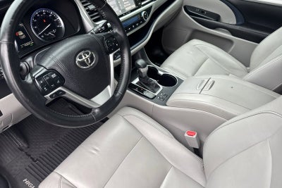 2017 Toyota Highlander XLE