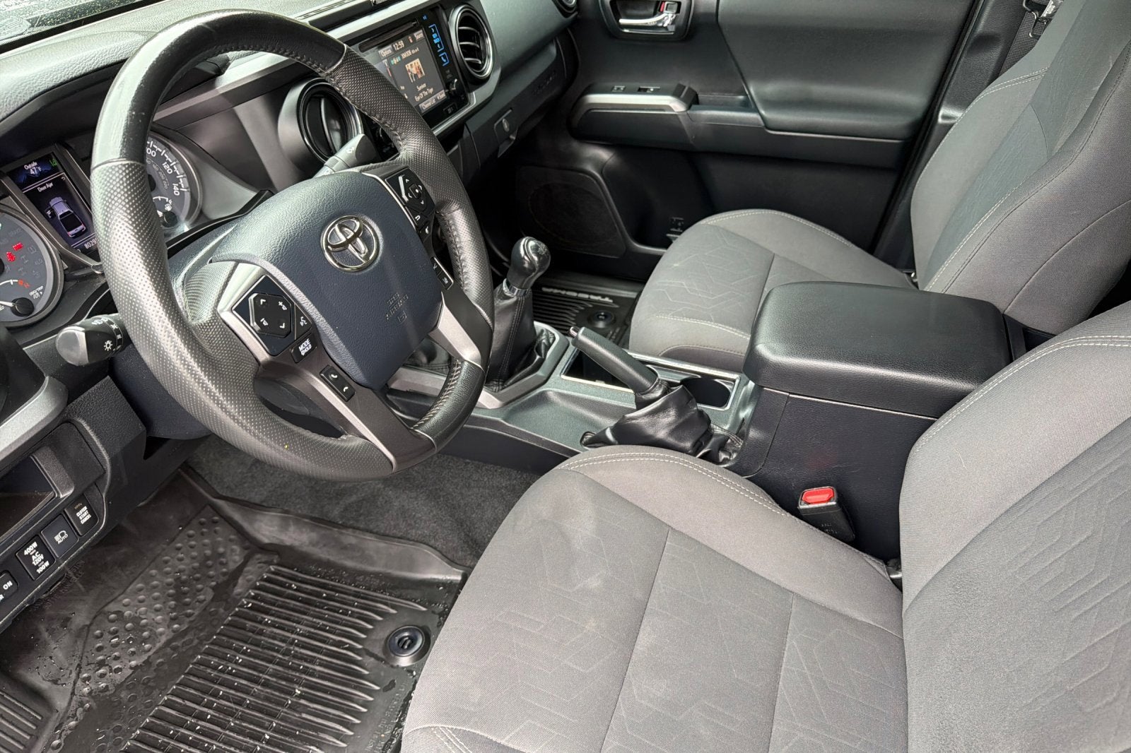 2018 Toyota Tacoma SR