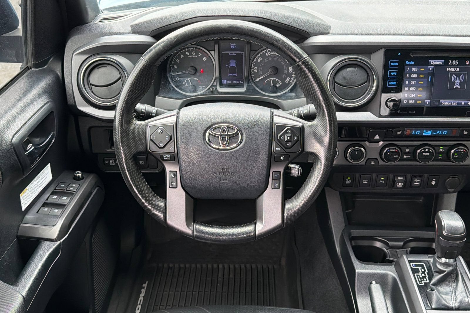 2018 Toyota Tacoma SR