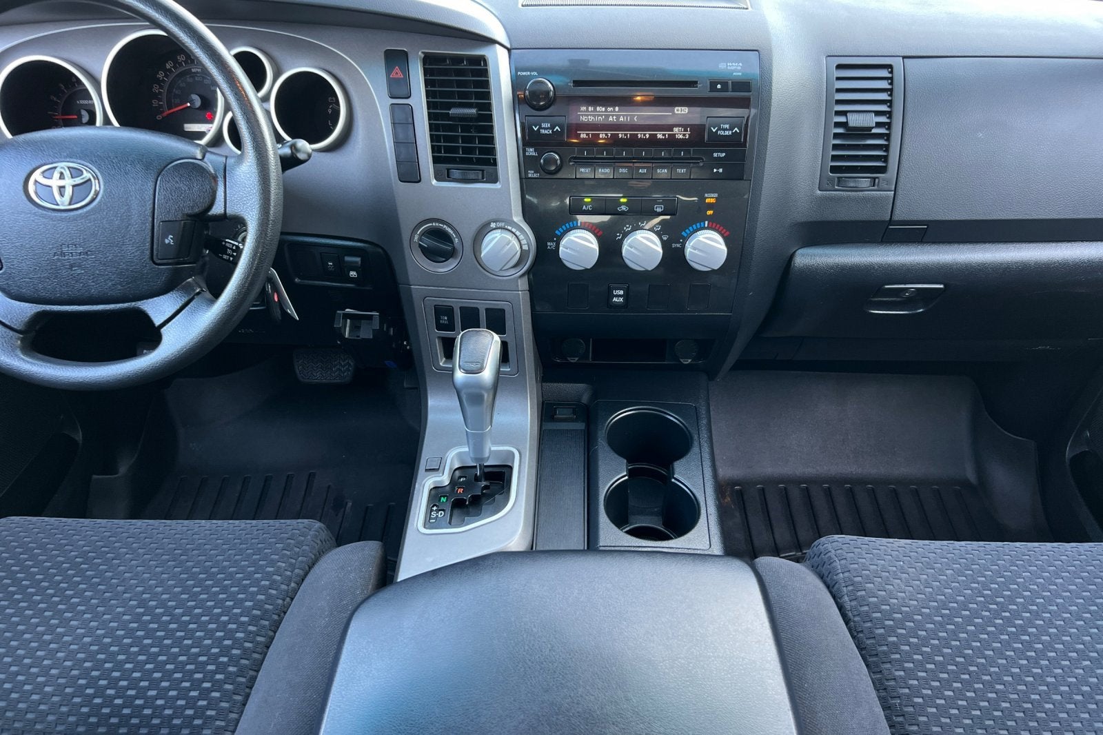 2012 Toyota Tundra 4WD Truck CREW 4WD V8 5.7 G