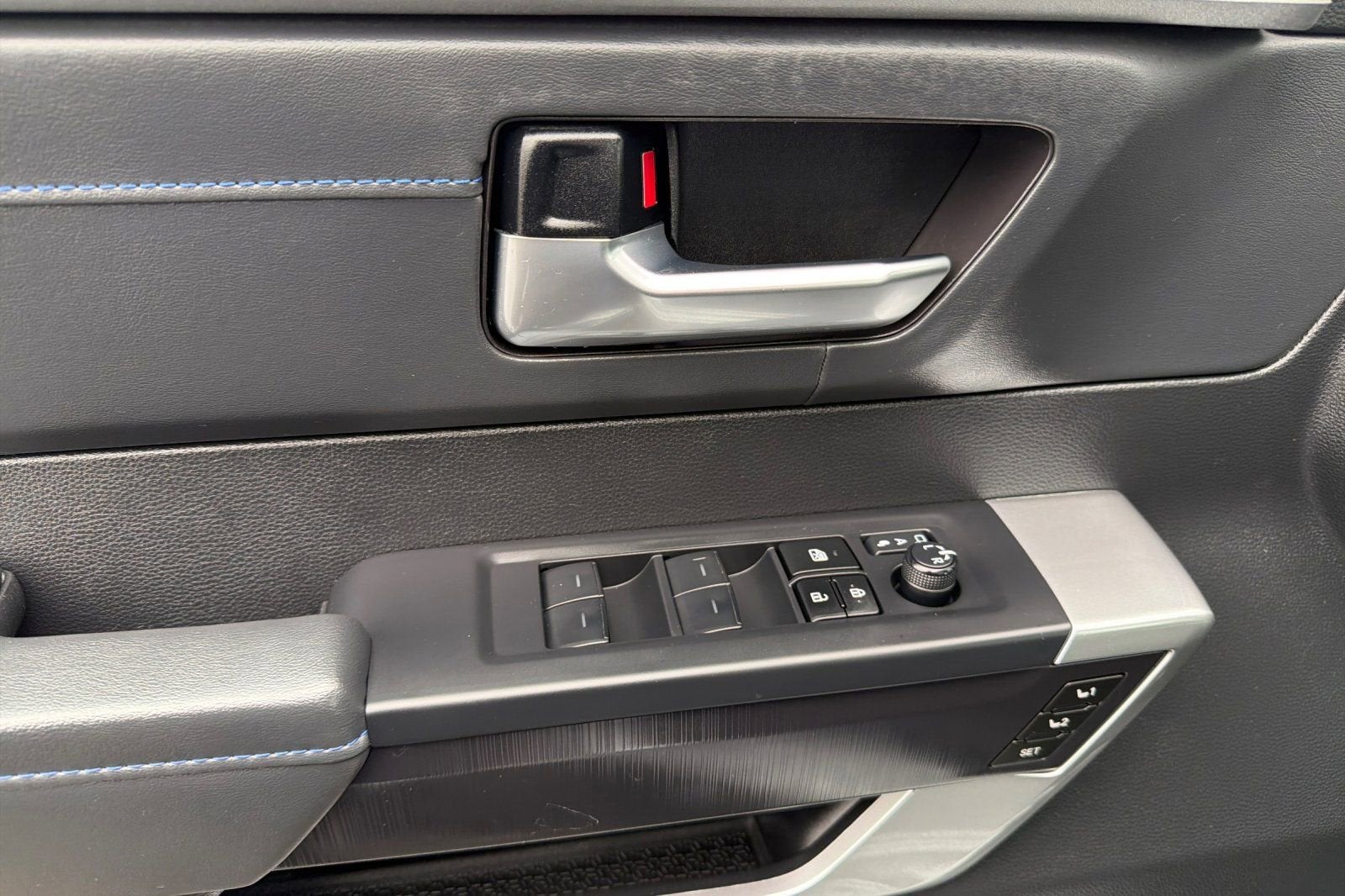 2023 Toyota Tundra 4WD Platinum