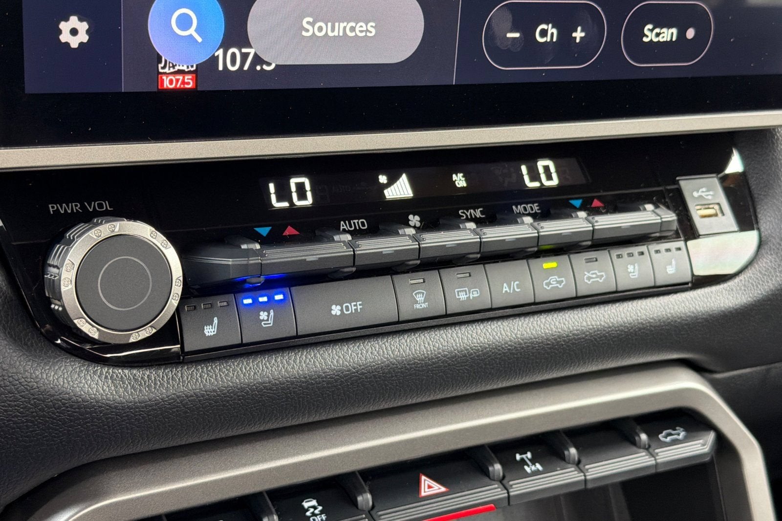 2025 Toyota Tundra 4WD SR5