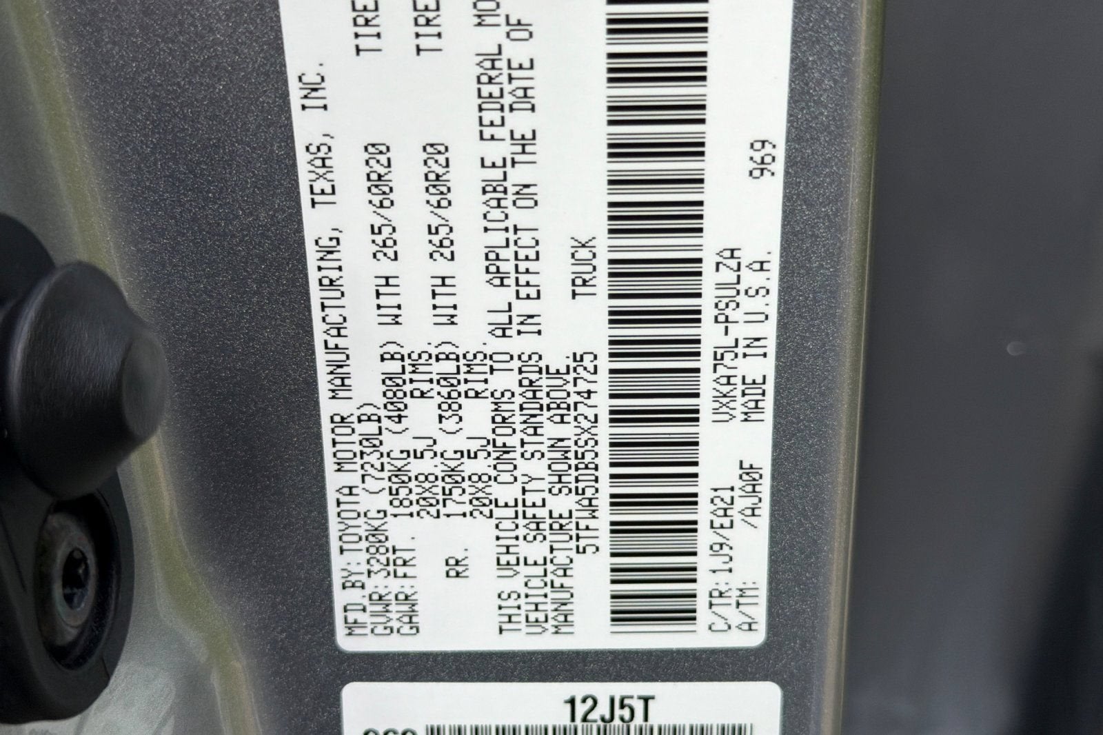 2025 Toyota Tundra 4WD SR5