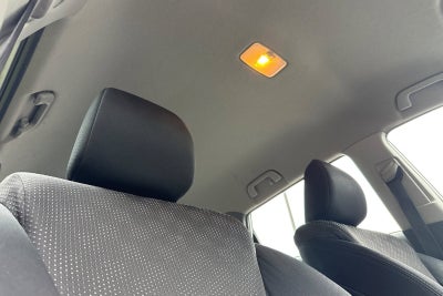 2010 Pontiac Vibe w/1SB