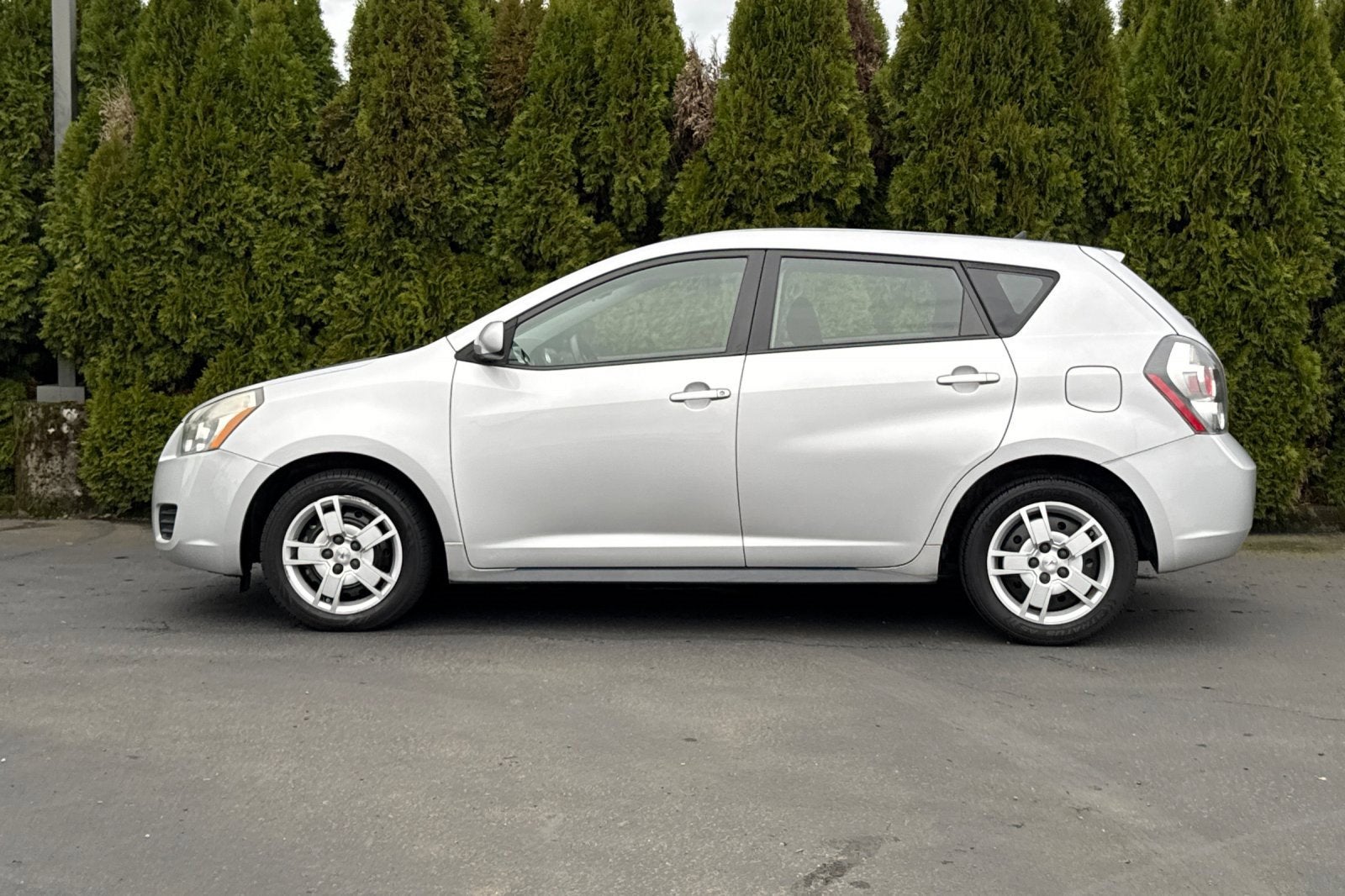 2010 Pontiac Vibe w/1SB