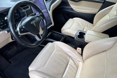 2017 Tesla Model X 90D