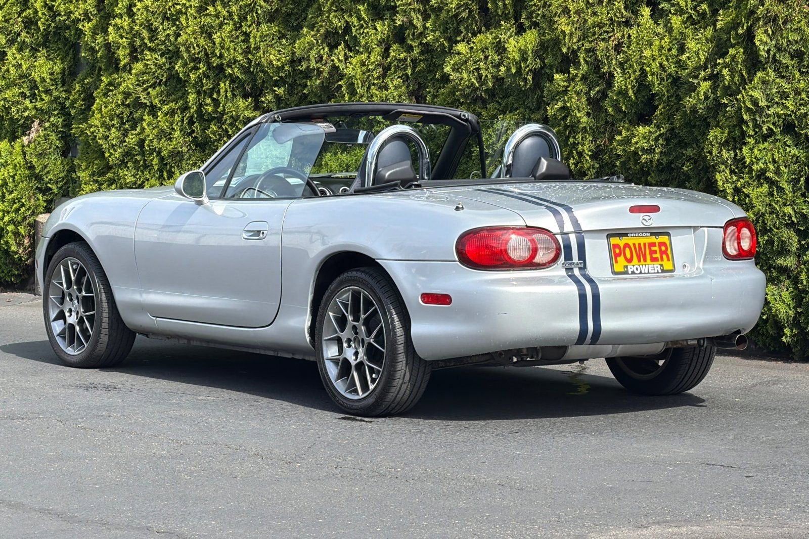 2004 Mazda Mazda MX-5 Miata Cloth