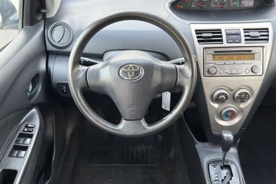 2012 Toyota Yaris 4DR SDN AUTO (NAT
