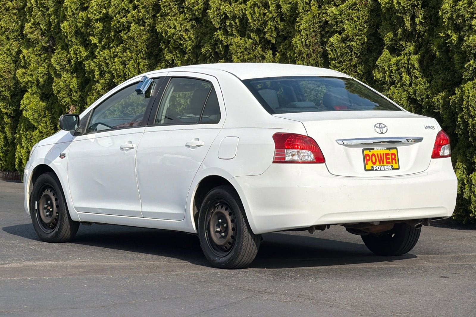 2012 Toyota Yaris 4DR SDN AUTO (NAT