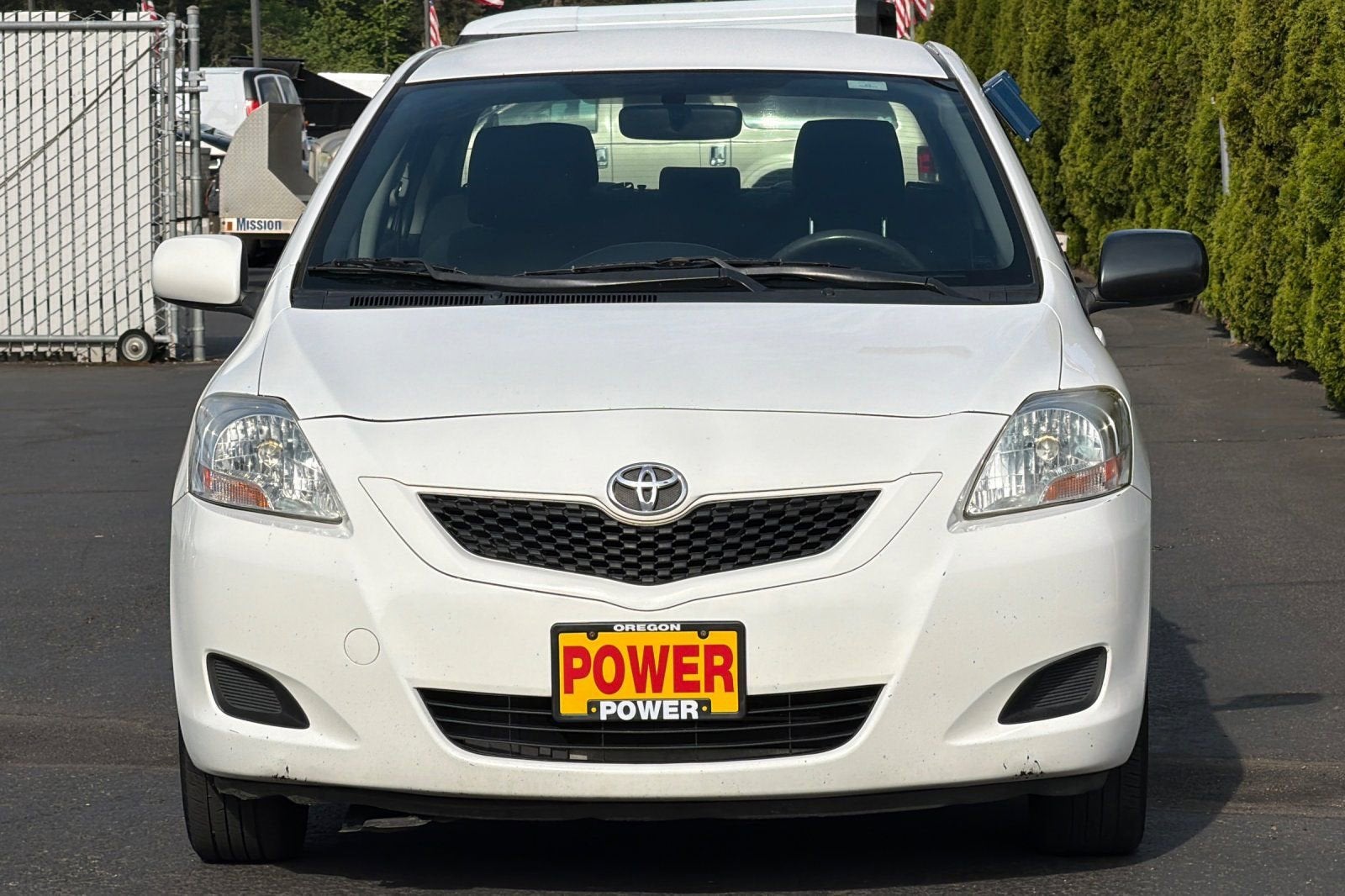 2012 Toyota Yaris 4DR SDN AUTO (NAT