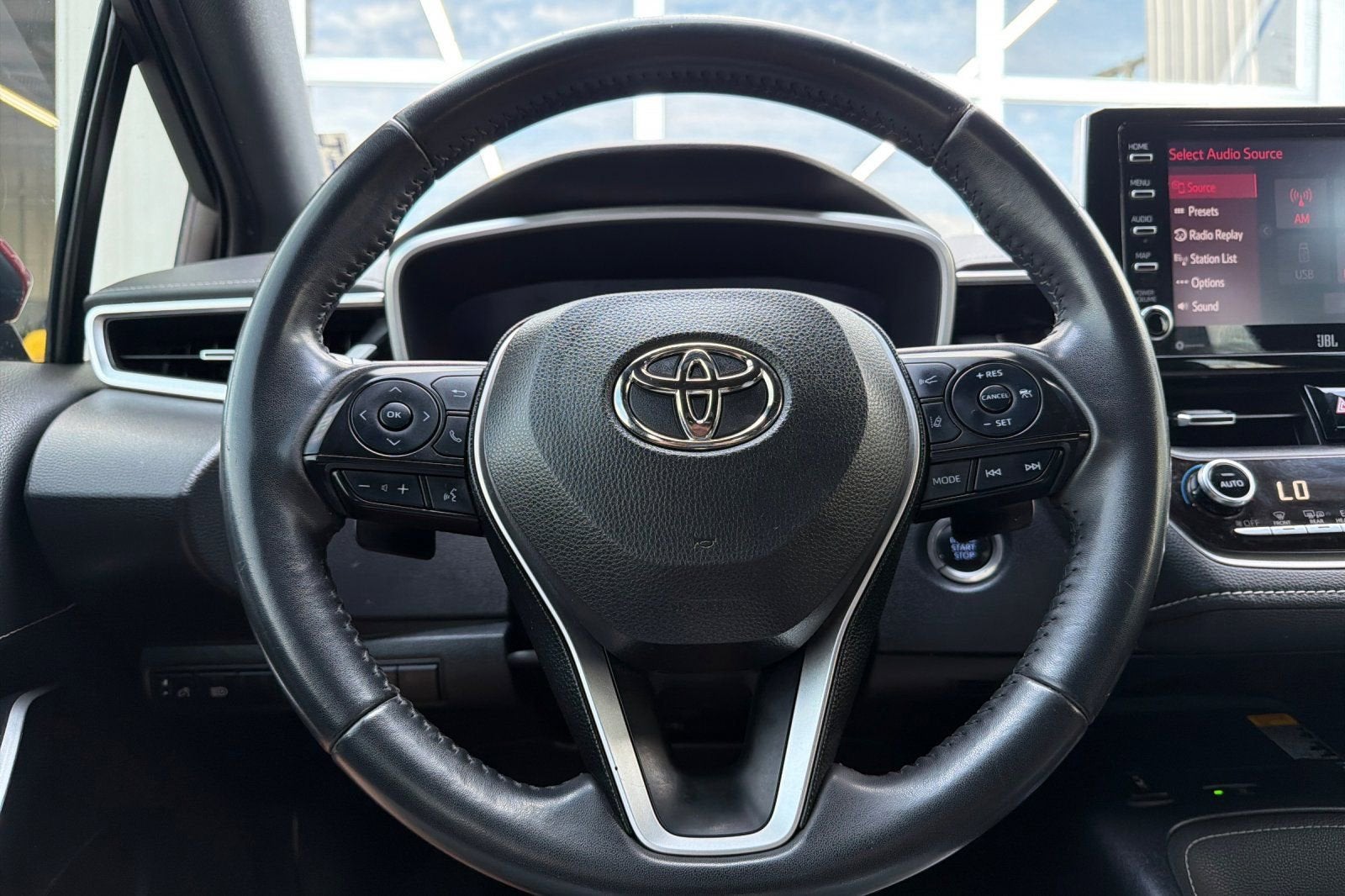 2019 Toyota Corolla Hatchback SE