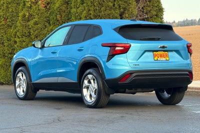 2025 Chevrolet Trax LS
