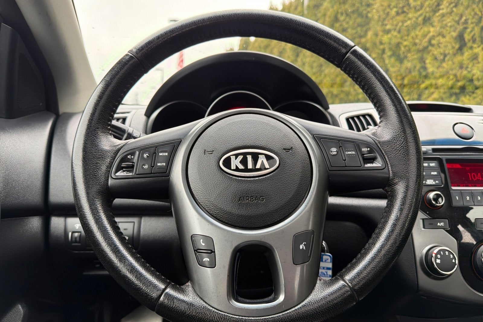 2010 Kia Forte Koup SX