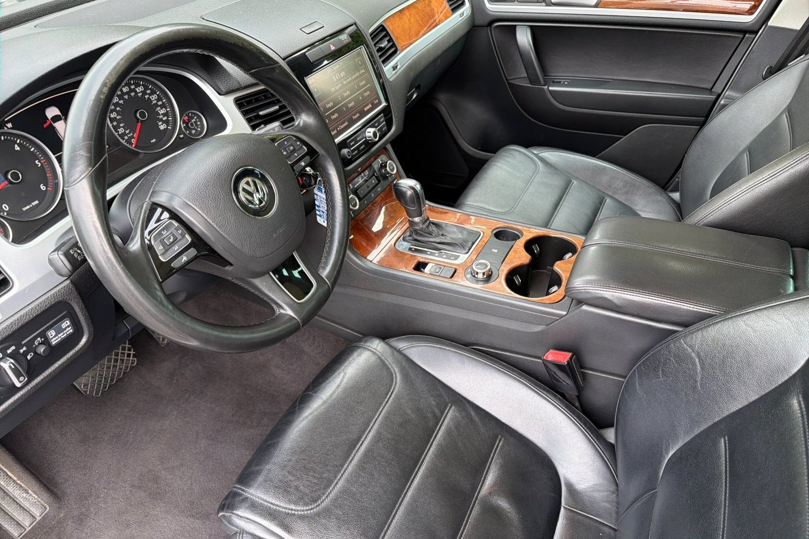 2012 Volkswagen Touareg Sport