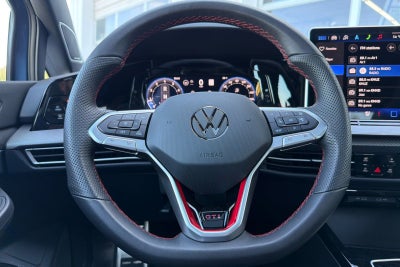 2025 Volkswagen Golf GTI SE
