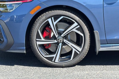 2025 Volkswagen Golf GTI SE