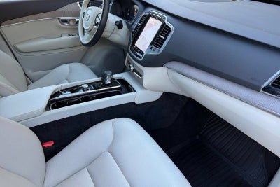 2023 Volvo XC90 Plus