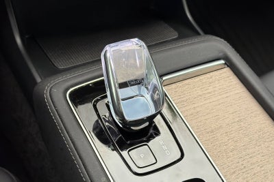 2025 Volvo XC90 Plus
