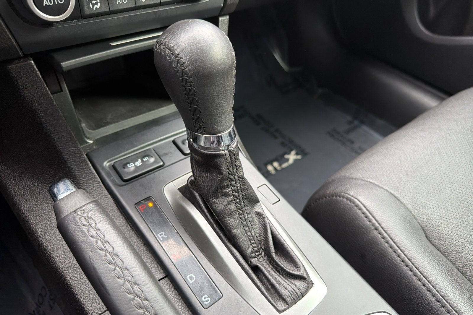 2018 Acura ILX w/Premium Pkg