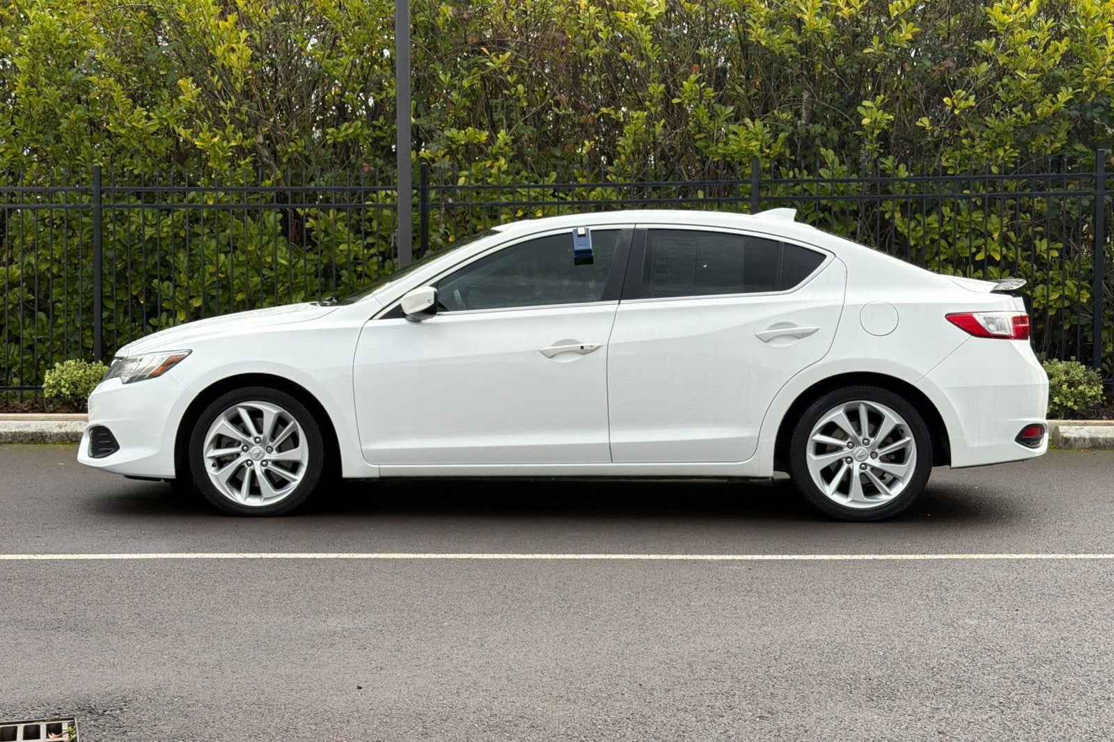 2018 Acura ILX w/Premium Pkg