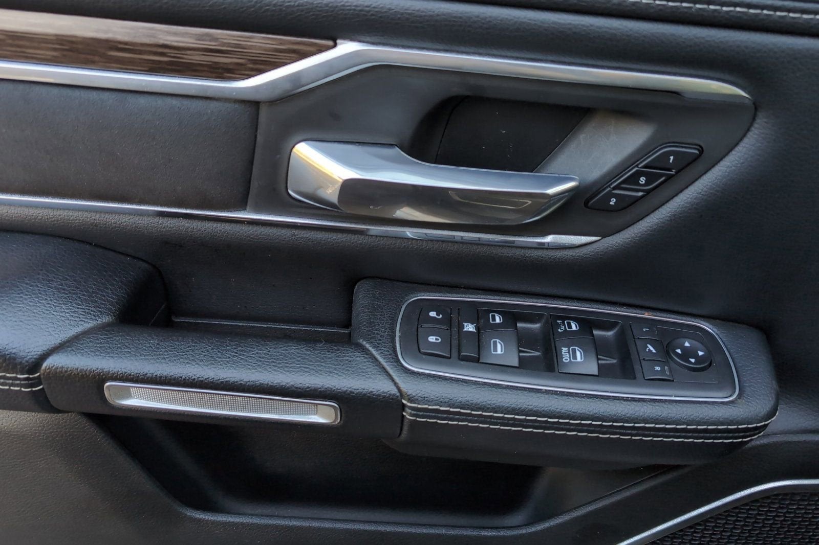 2019 RAM 1500 Laramie