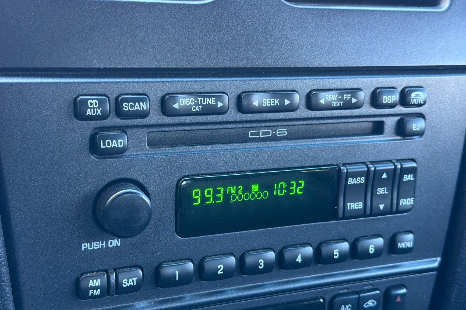 2005 Ford Thunderbird Deluxe