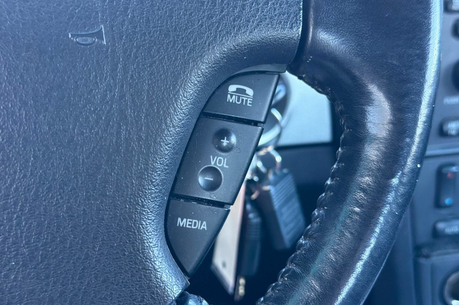 2005 Ford Thunderbird Deluxe