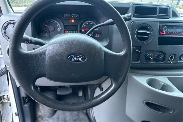 2014 Ford Econoline Commercial Cuta E-350 SUPER DUTY