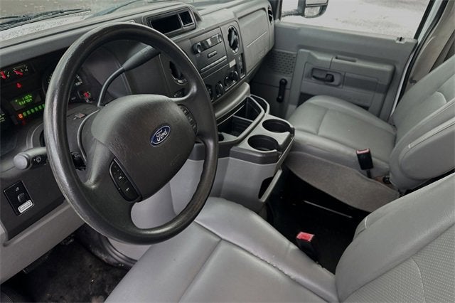 2016 Ford Econoline Commercial Cuta E-350 WB