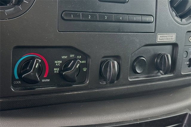 2016 Ford Econoline Commercial Cuta E-350 WB