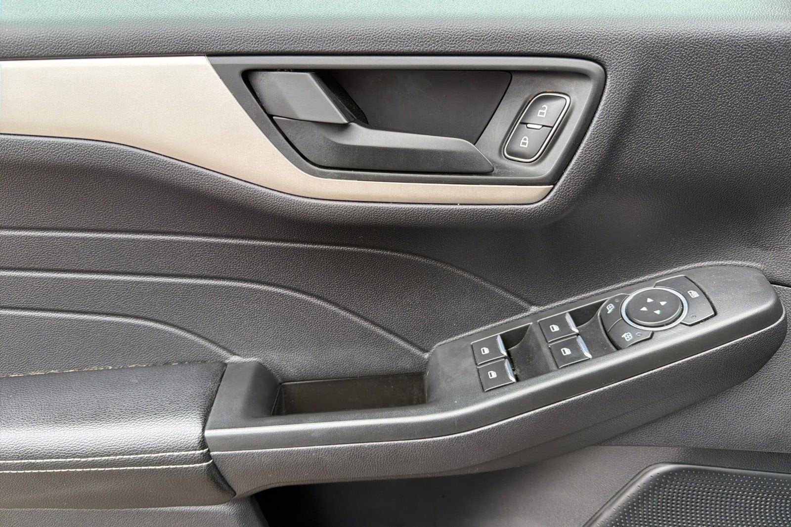 2022 Ford Escape SE Hybrid