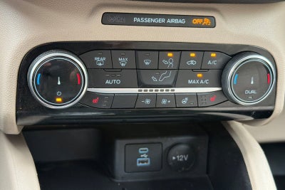 2022 Ford Escape SE Hybrid