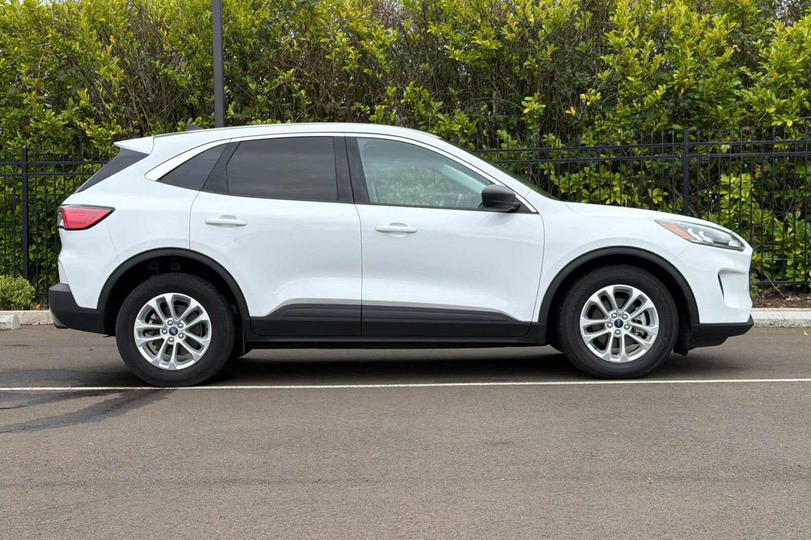 2022 Ford Escape SE Hybrid