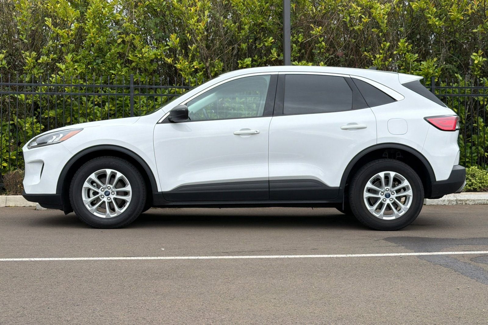 2022 Ford Escape SE Hybrid