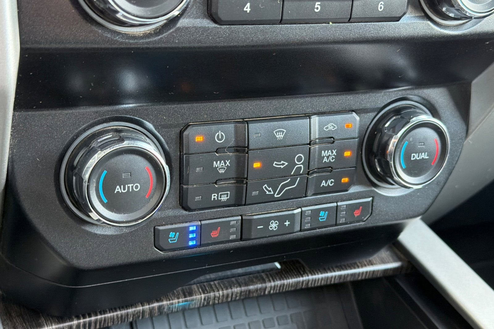 2020 Ford Super Duty F-350 SRW XL