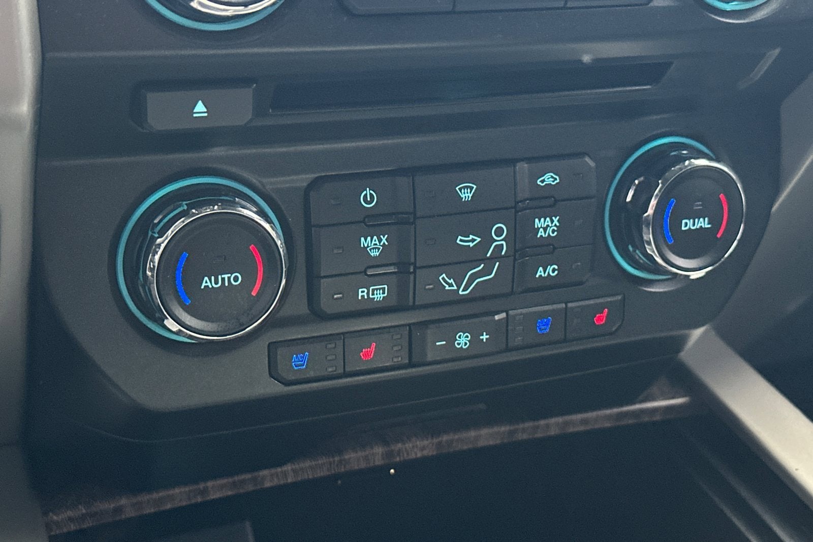 2018 Ford Super Duty F-350 SRW XL