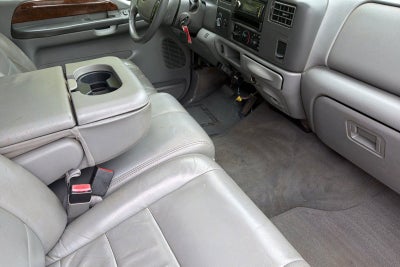 2004 Ford Super Duty F-350 SRW XL
