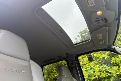 2004 Ford Super Duty F-350 SRW XL