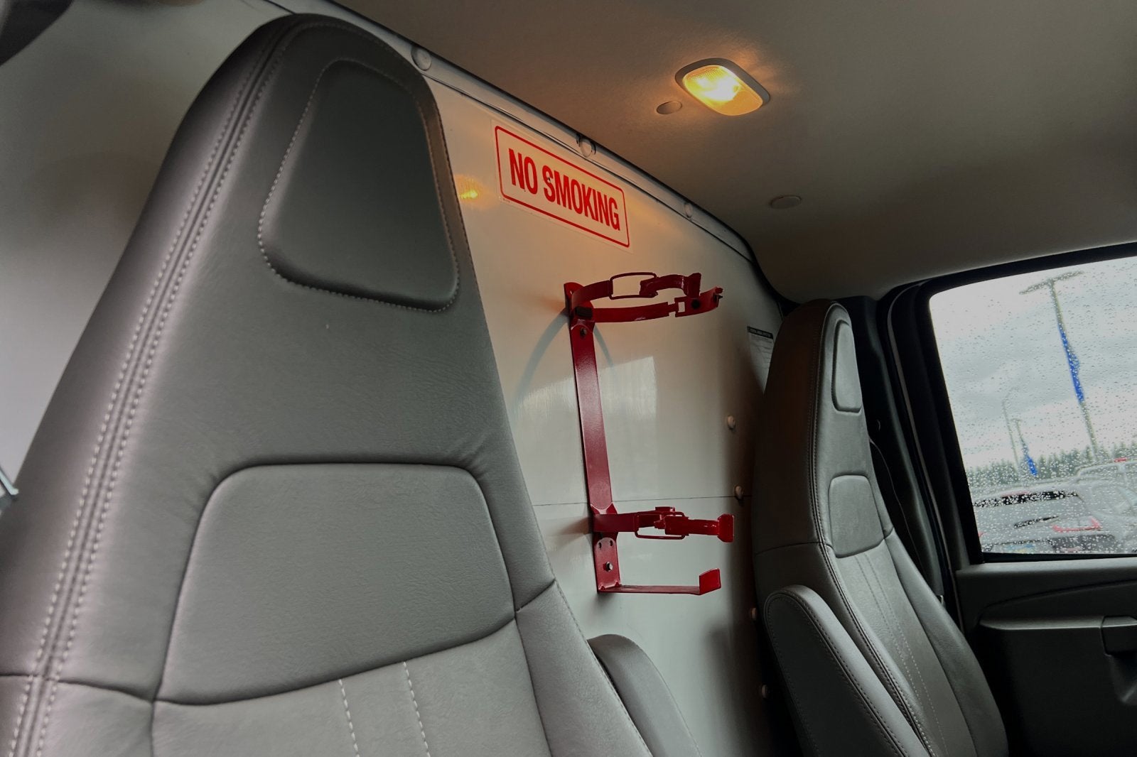 2017 Chevrolet Express Cutaway 4500 VAN 177"